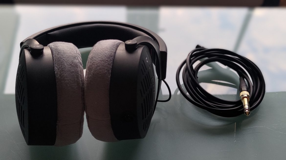 TEST: BEYERDYNAMIC DT 900 PRO X